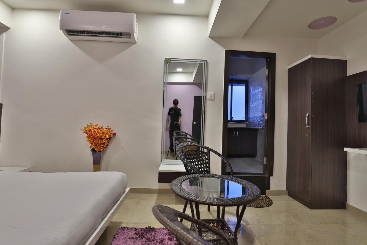 Hotel Oyo 11557 Maharaja Palace Ahmedabad