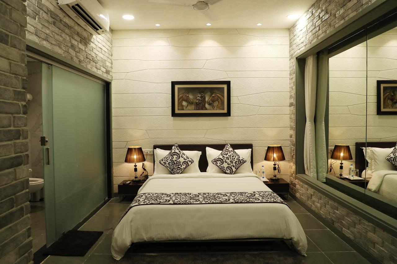 Tribecca Select Hotel
