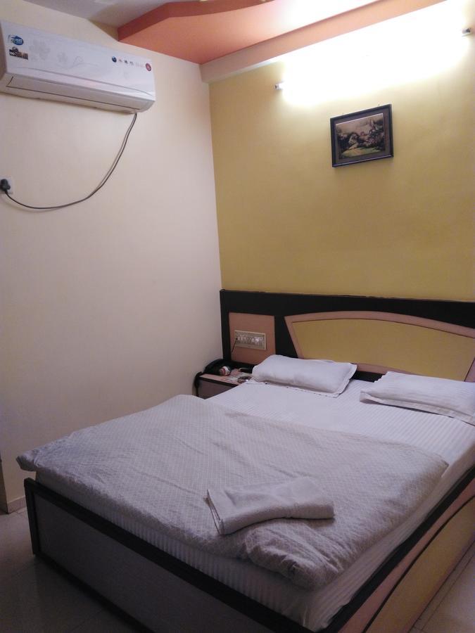 Ratnadeep 2* Ahmedabad