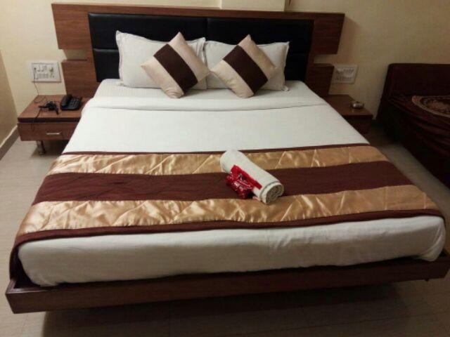 Hotel Ratnadeep Ahmedabad