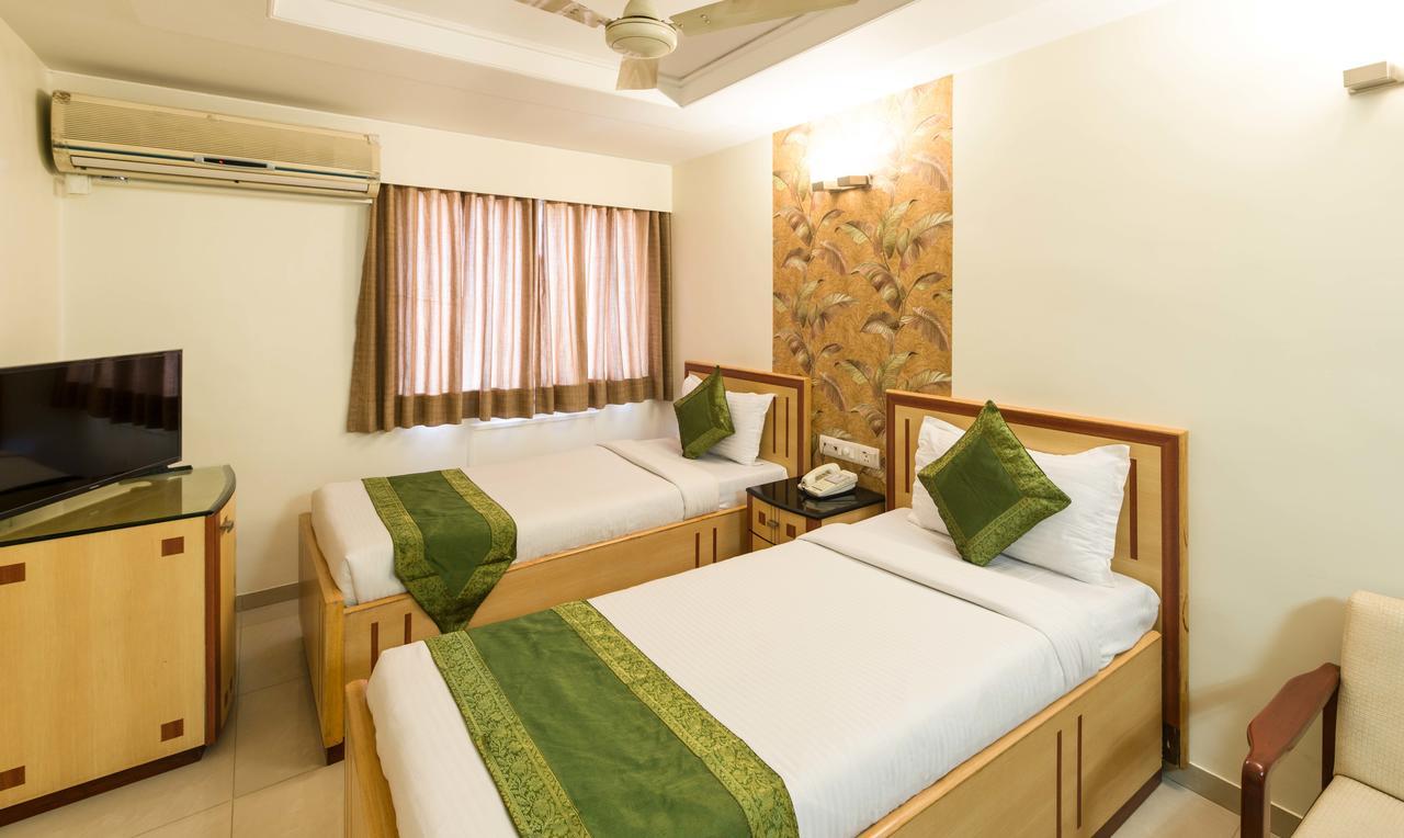 Treebo Paradise Hotel
