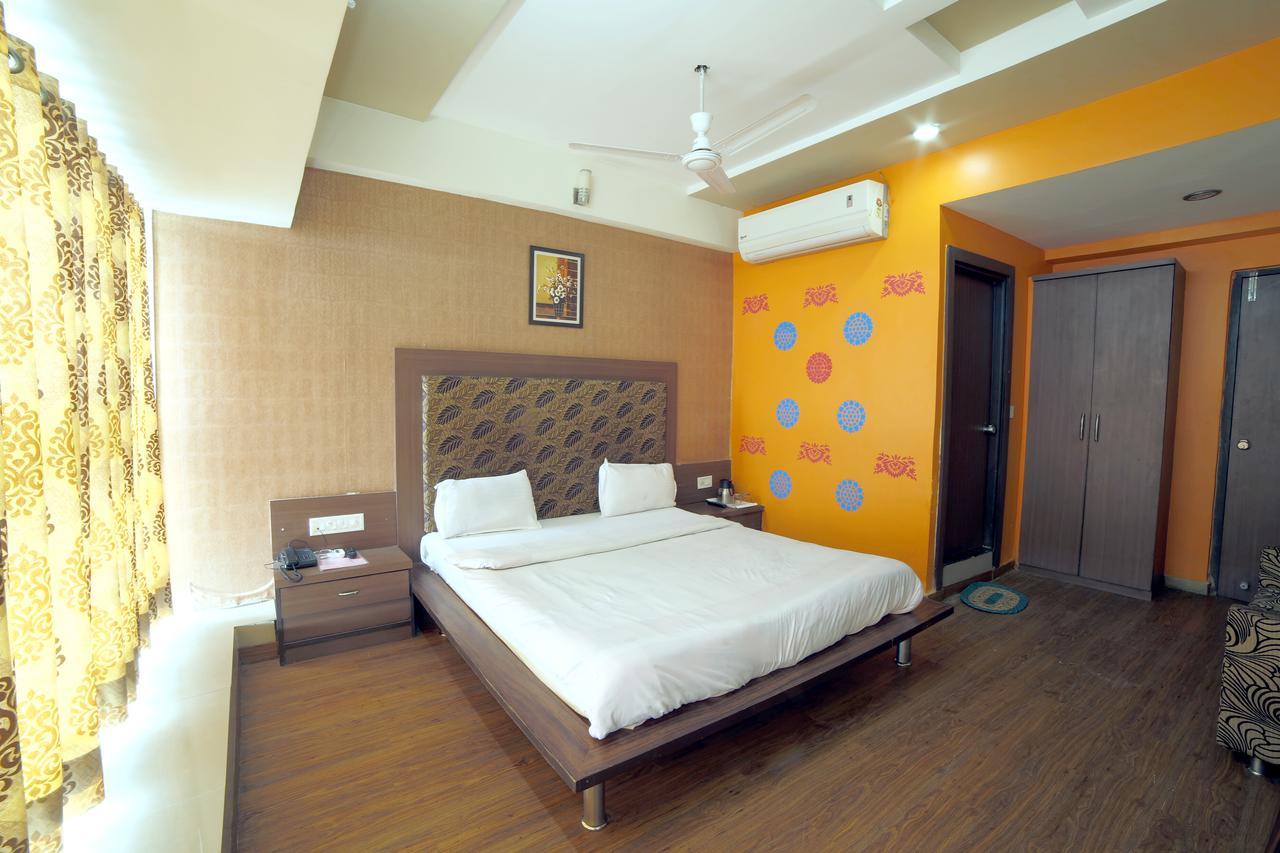 Hotel Avion 3*