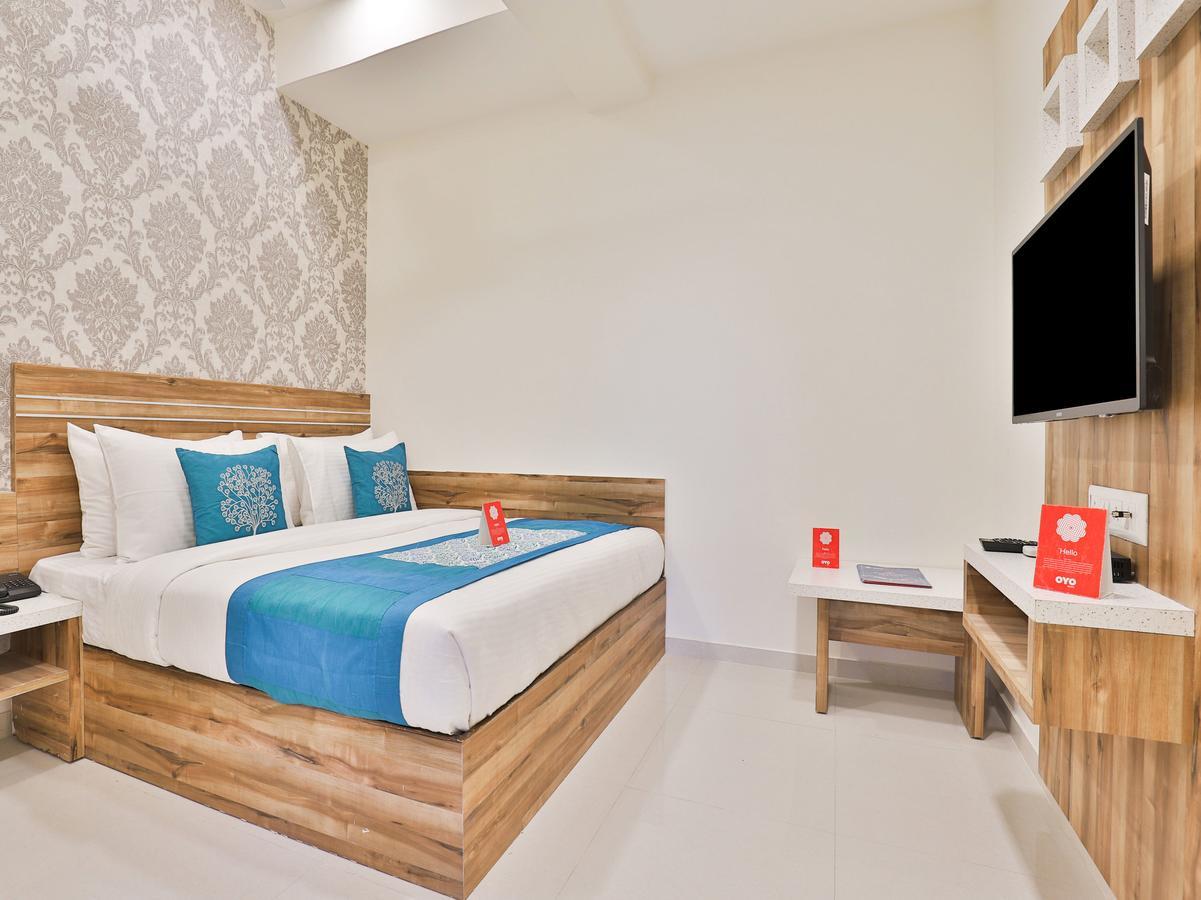 Landmark By Sky Hotel Ahmedabad
