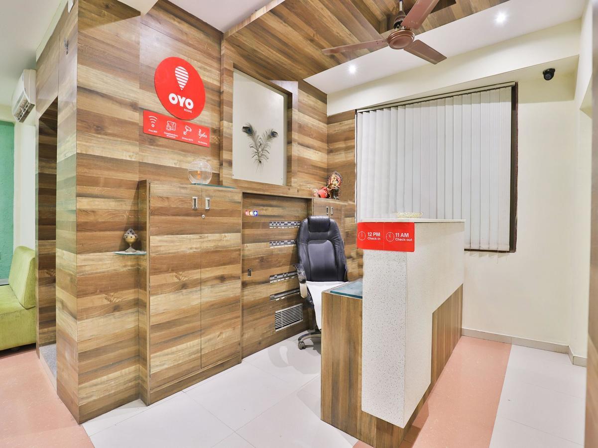 Oyo 8376 Angel Plaza Hotel 3*