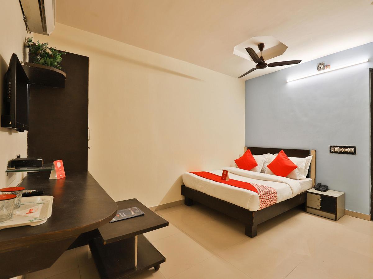 Oyo 8376 Angel Plaza 3* Ahmedabad