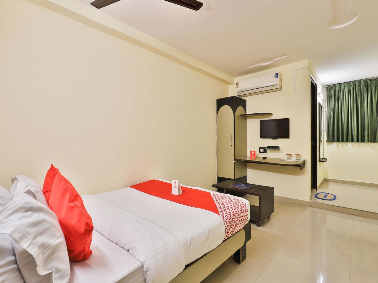 Oyo 8376 Angel Plaza Hotel Ahmedabad