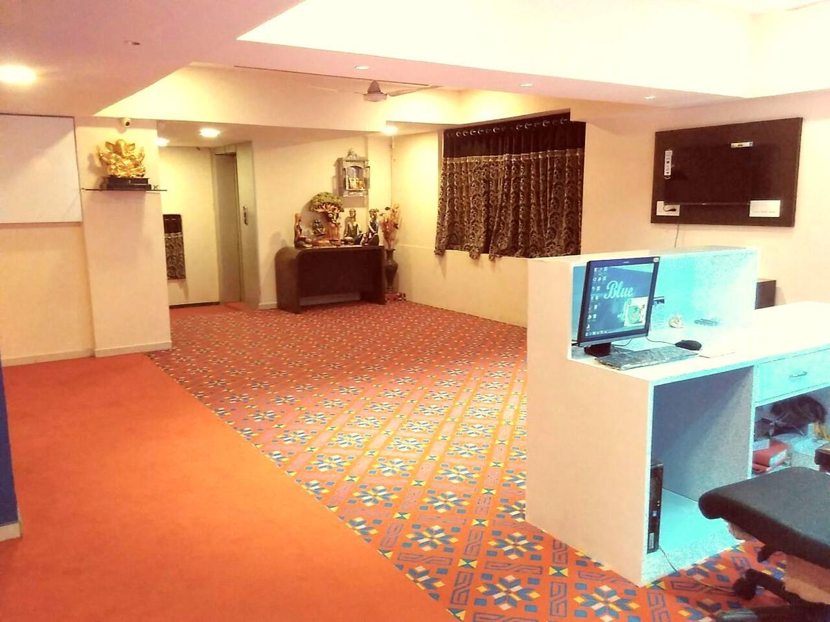 Hotel Blue Moon By Sky 3*