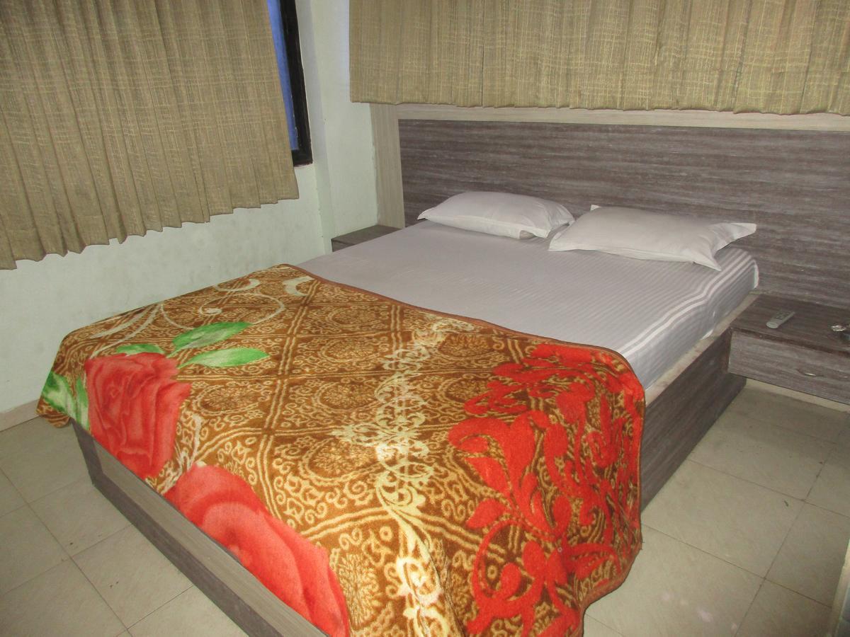 Hotel Sai Palace Ahmedabad