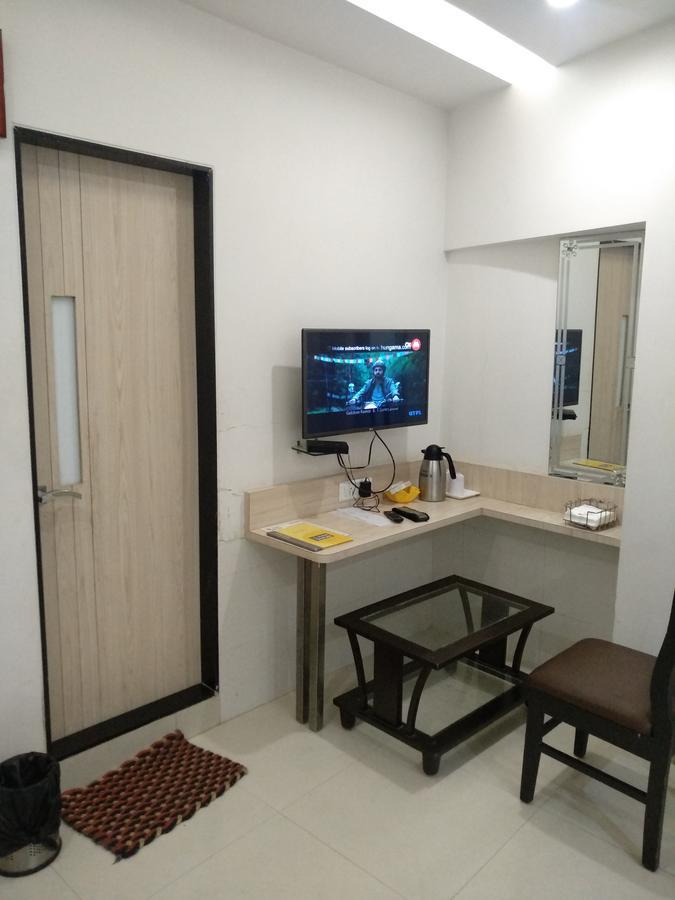 One Up Hotel 3*