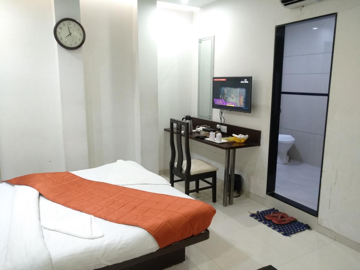One Up Hotel Ahmedabad