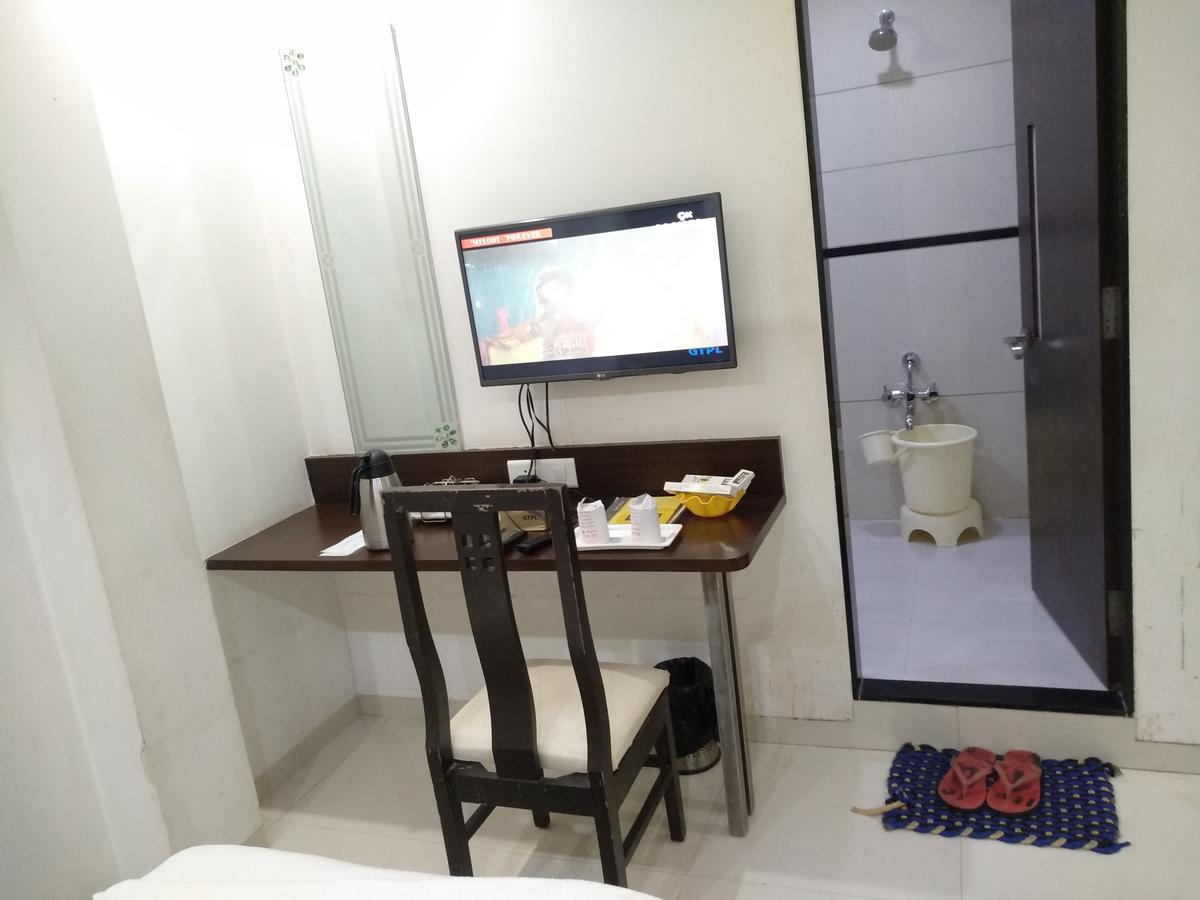 One Up Hotel Ahmedabad