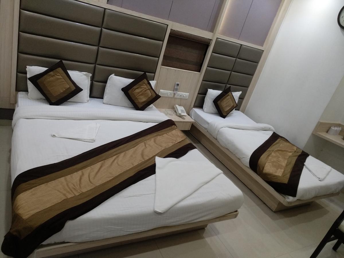 Hotel One Up Ahmedabad