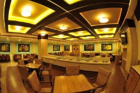 Hotel The Cambay Grand