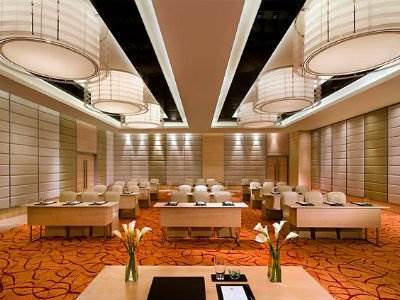 Courtyard By Marriott Hotel 5*