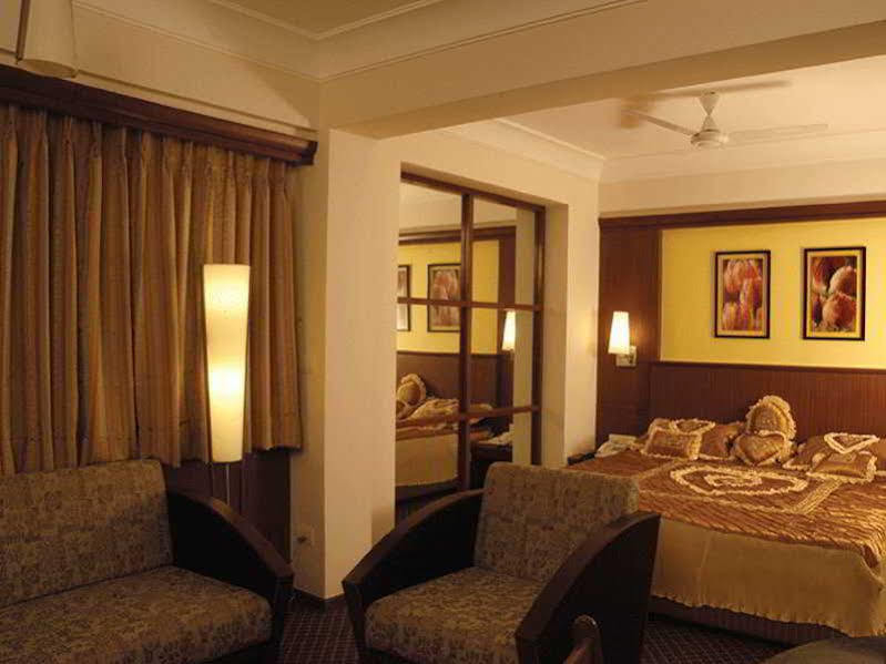 Skylon Hotel 2*