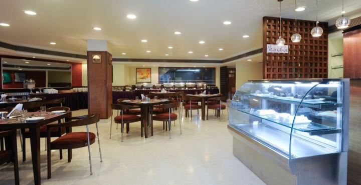Hotel The Fern Residency, Subhash Bridge,