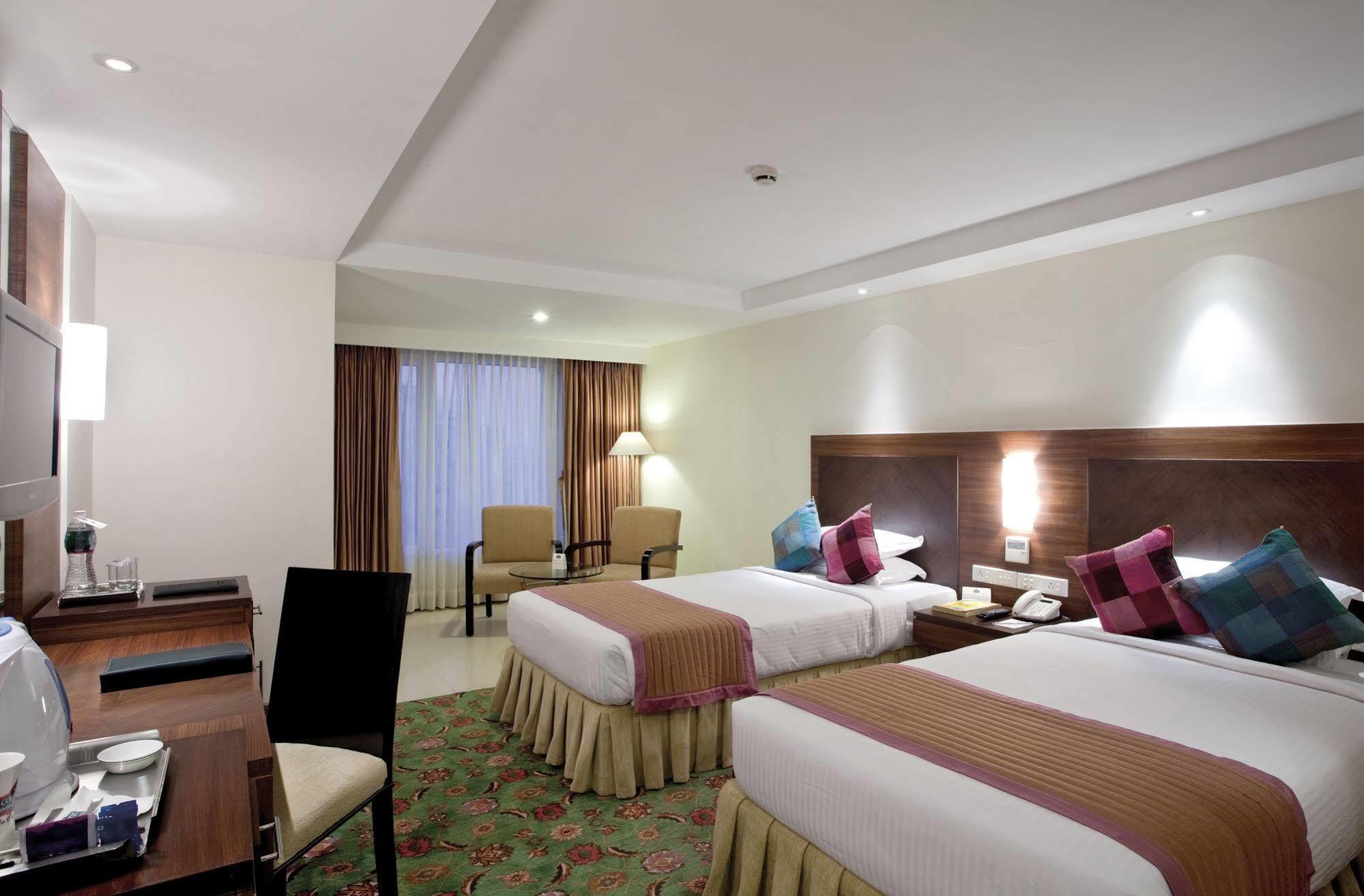 Bloomsuites L 4* Ahmedabad