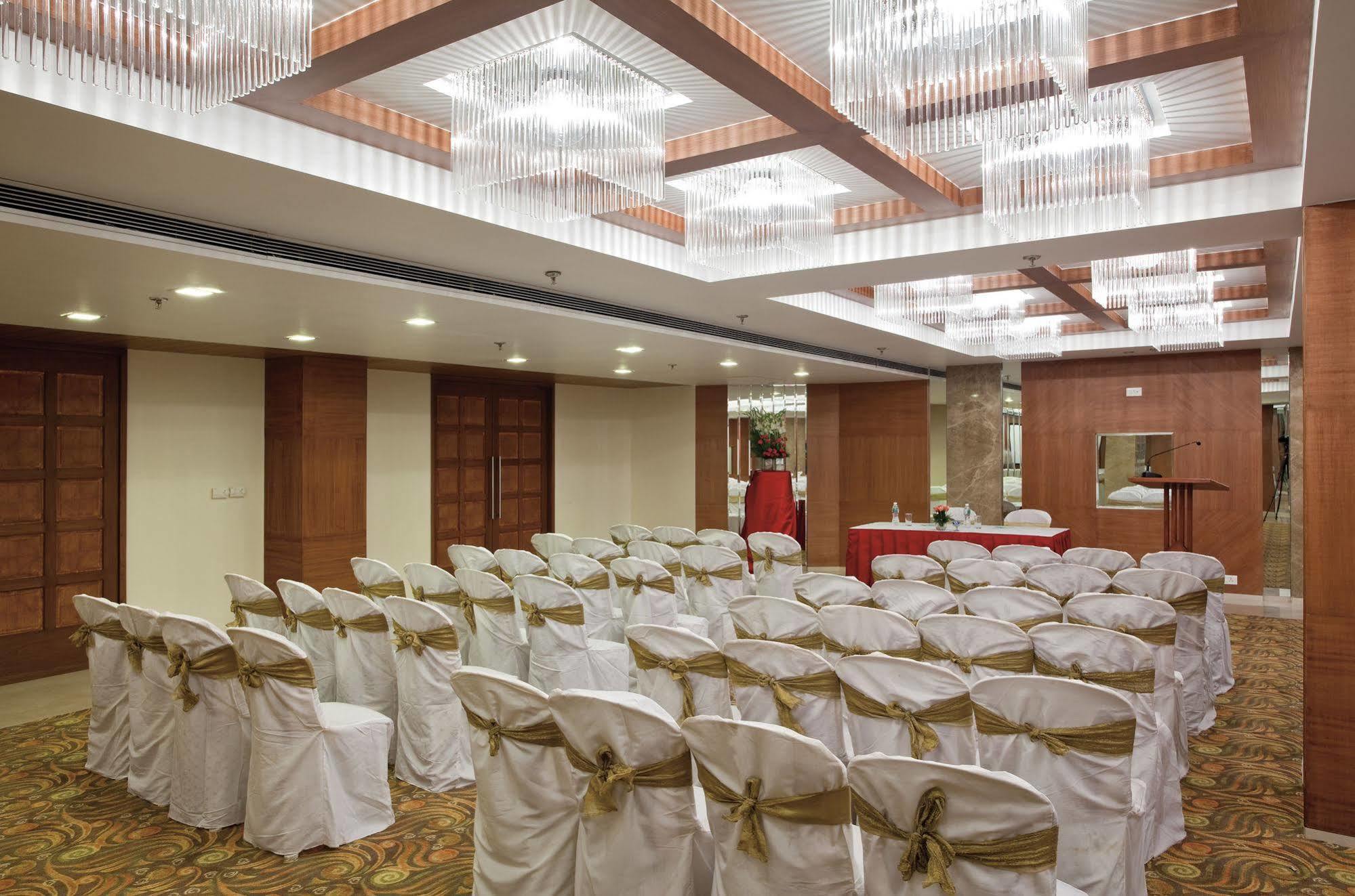 Bloomsuites L 4* Ahmedabad