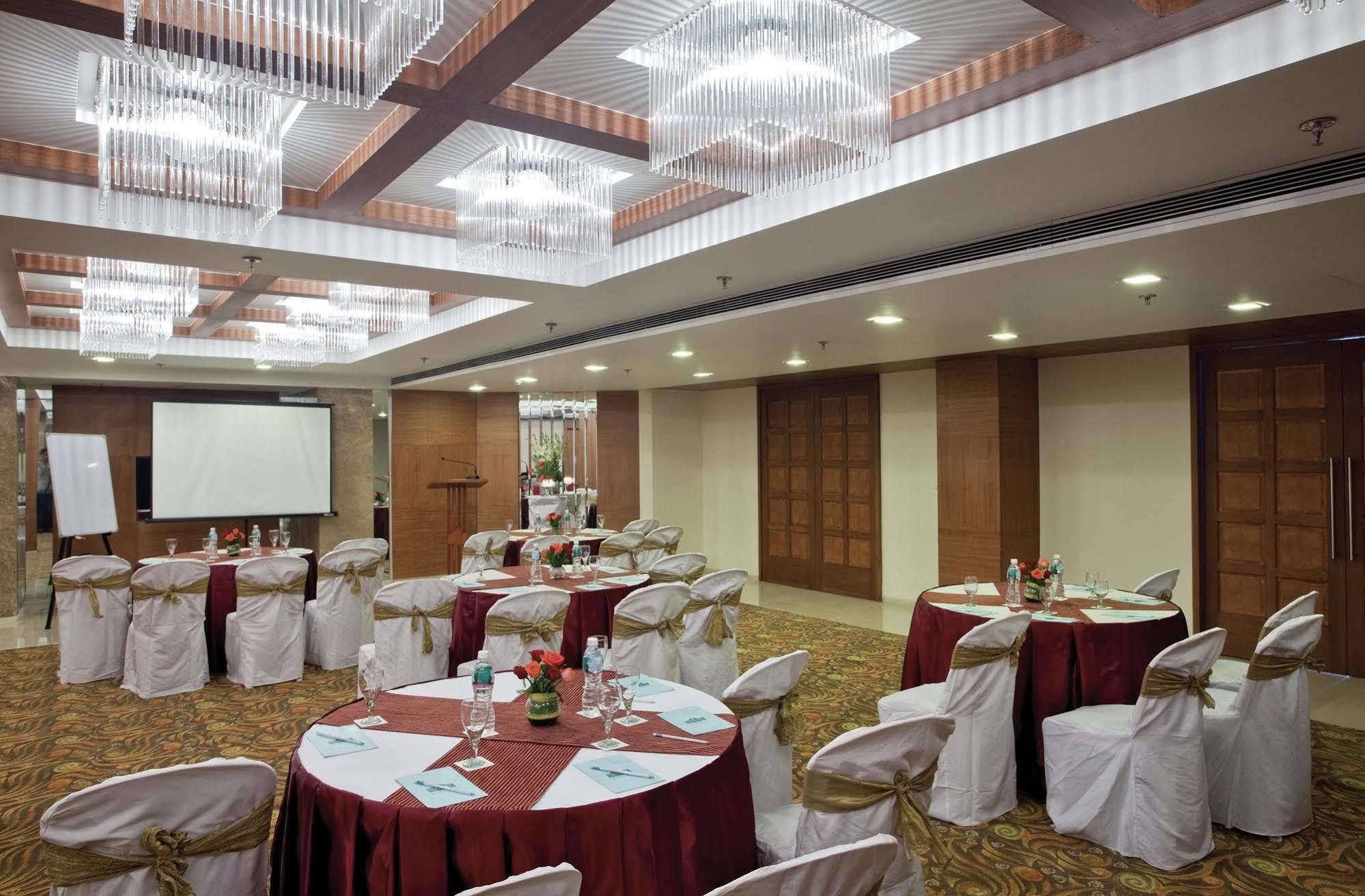Bloomsuites L Hotel Ahmedabad
