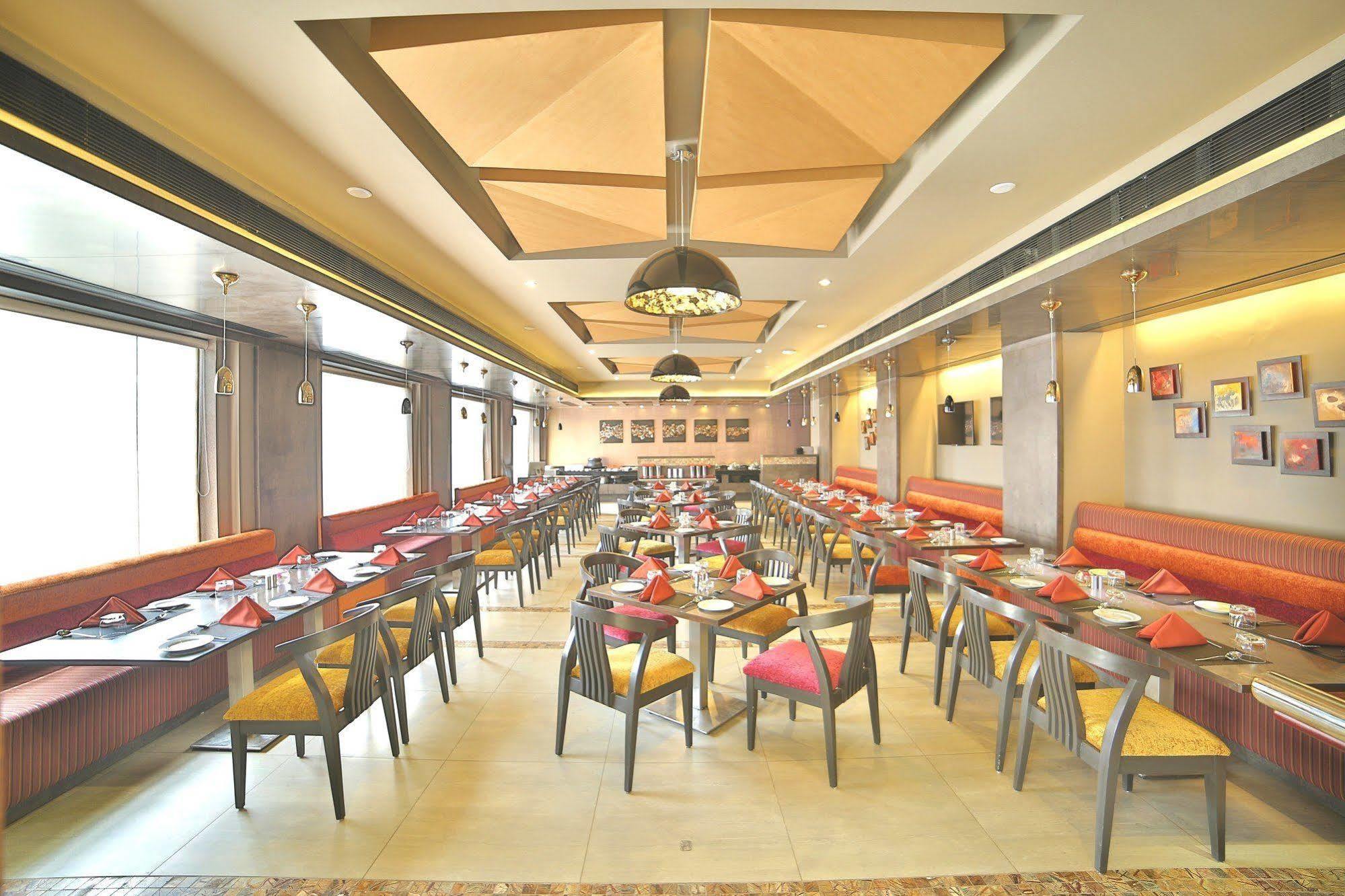 Tgb Express Maninagar 3*