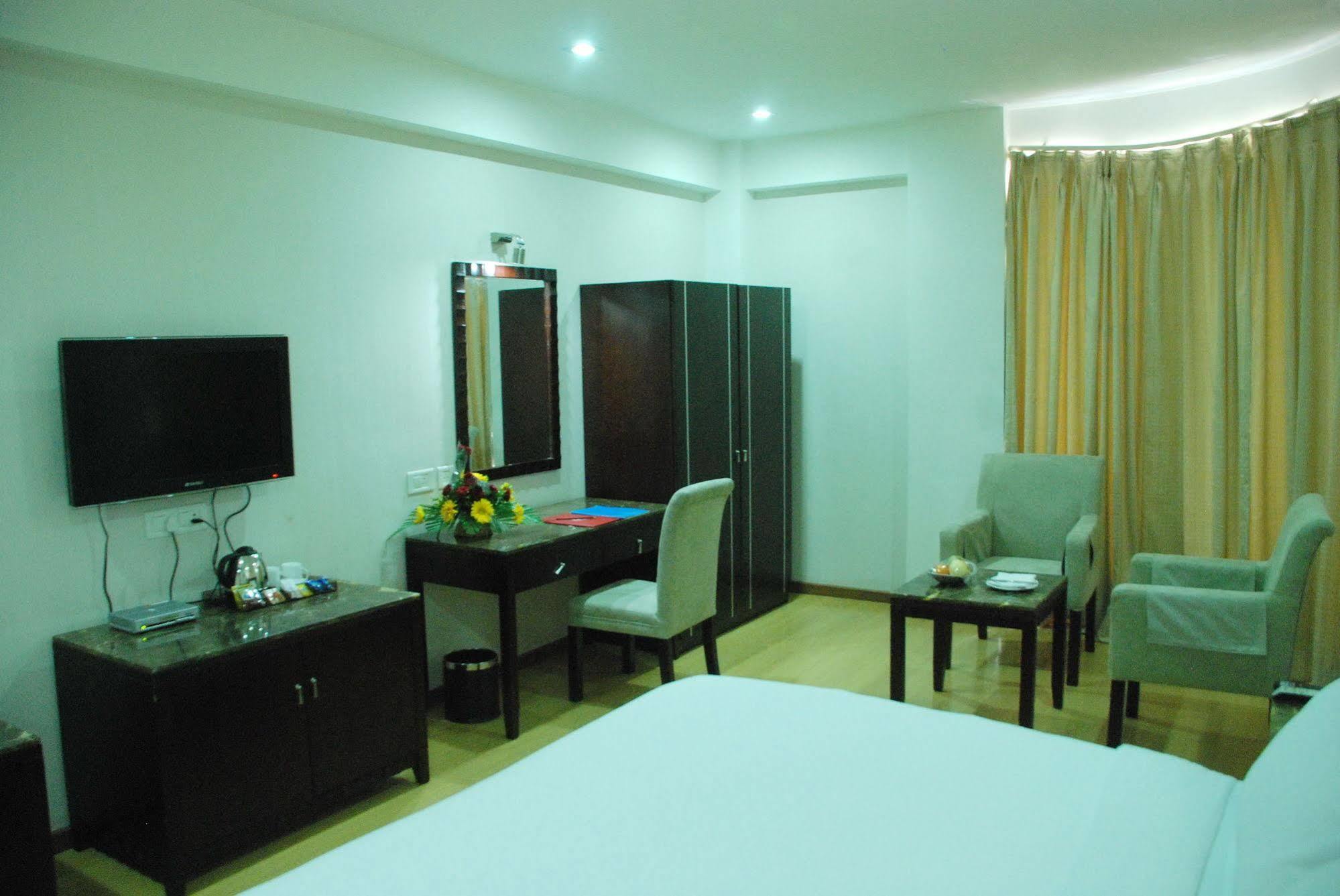 Hotel Treebo Trend Parker 3*