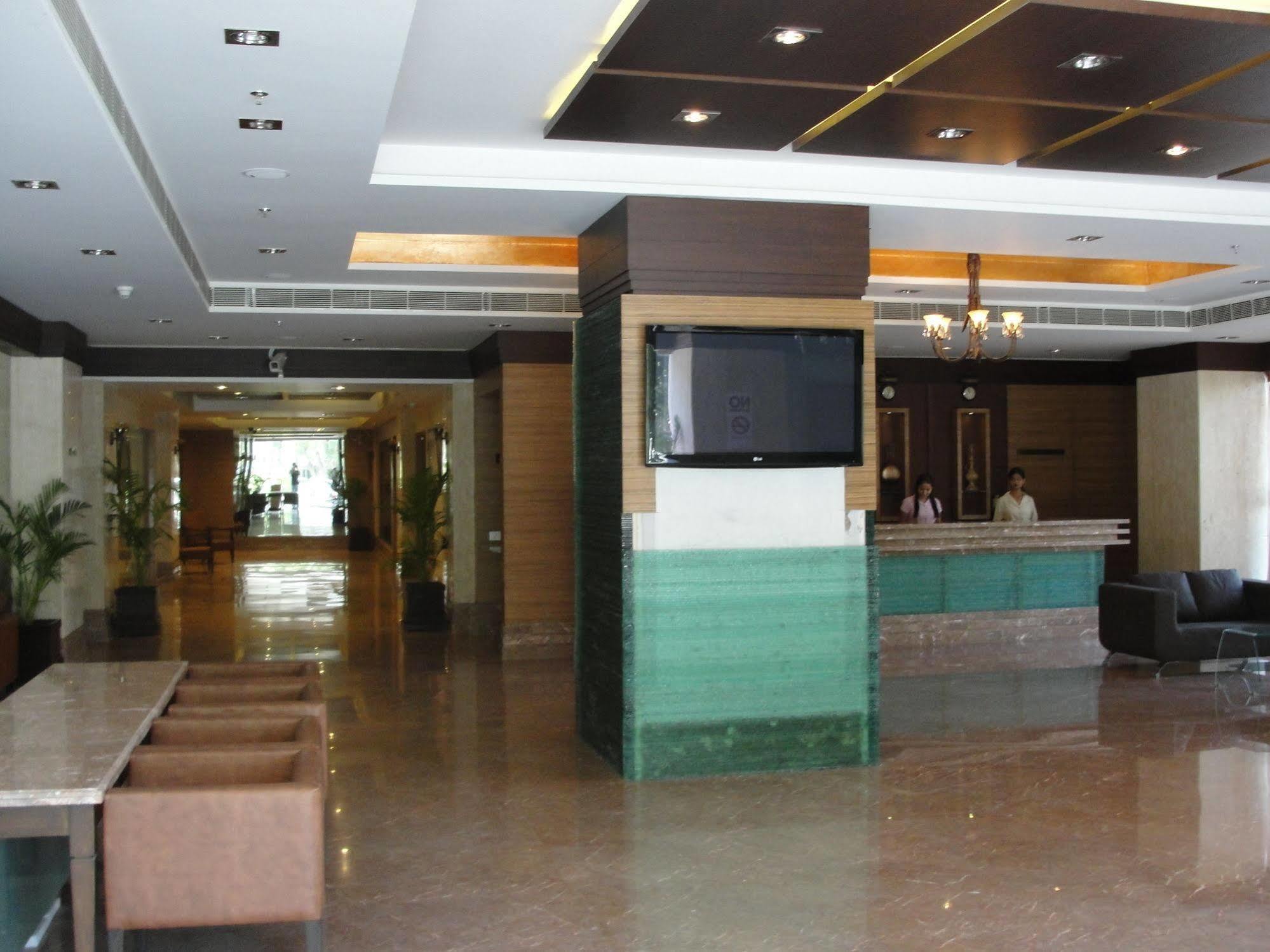 The Cambay Grand 4* Ahmedabad
