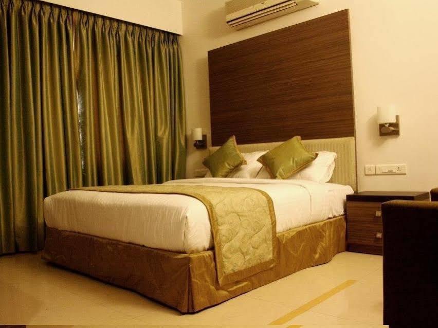 Rock Regency Hotel Ahmedabad