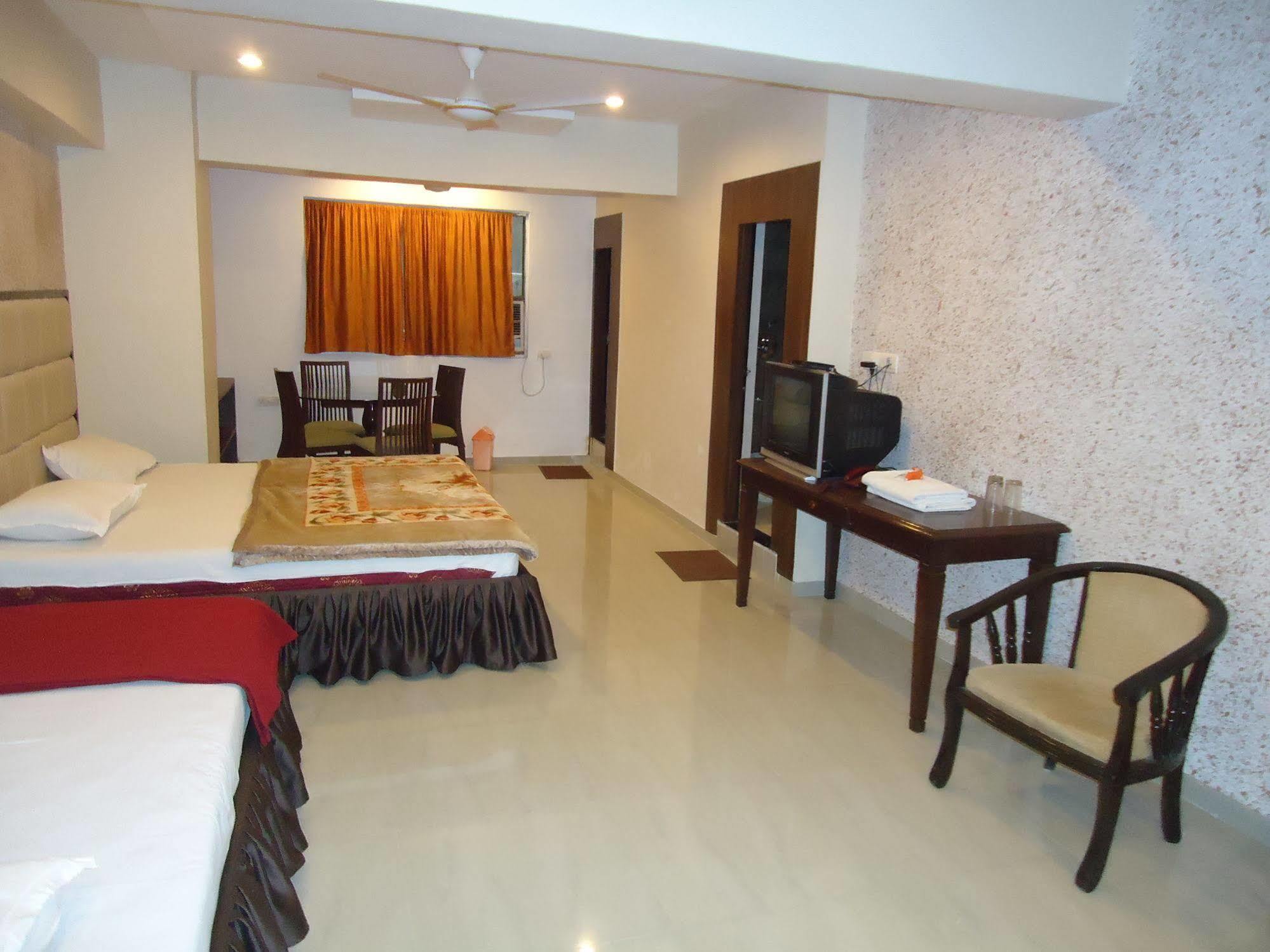 Maan Residency Satellite Road