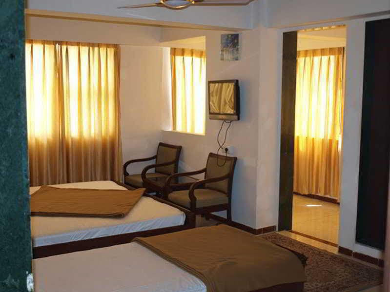 Maan Residency Satellite Road Hotel