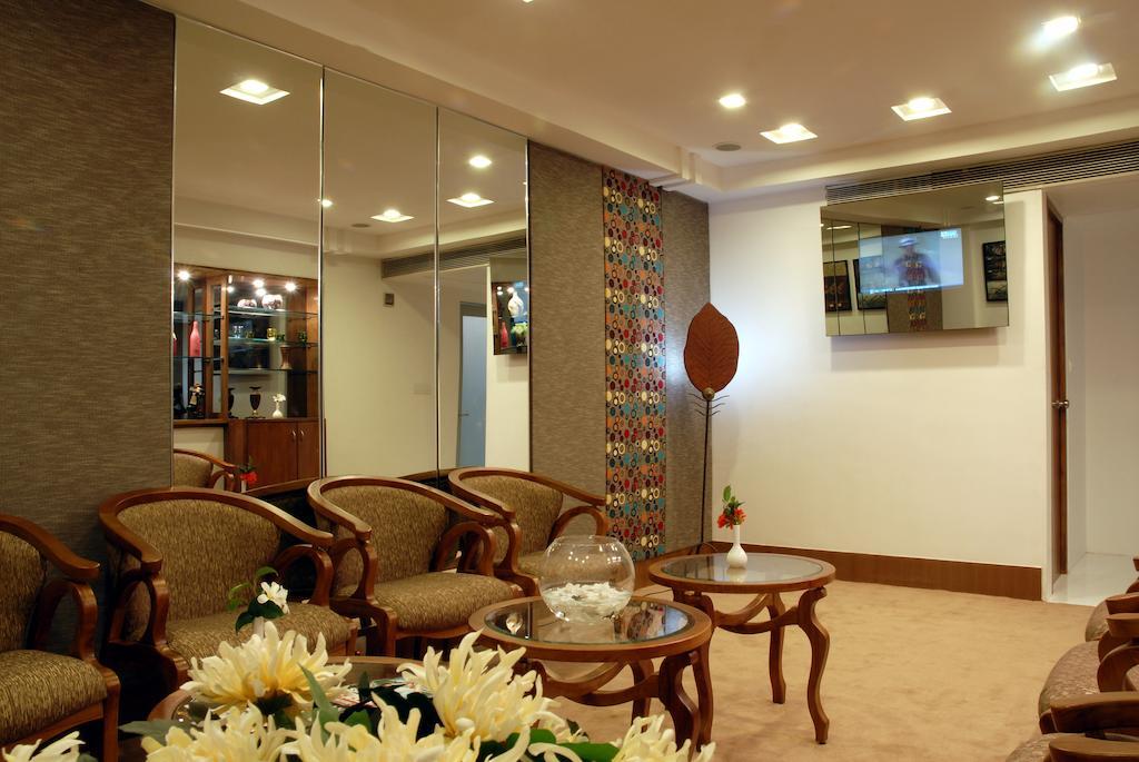 Hotel The Fern Residency, Subhash Bridge, 4*