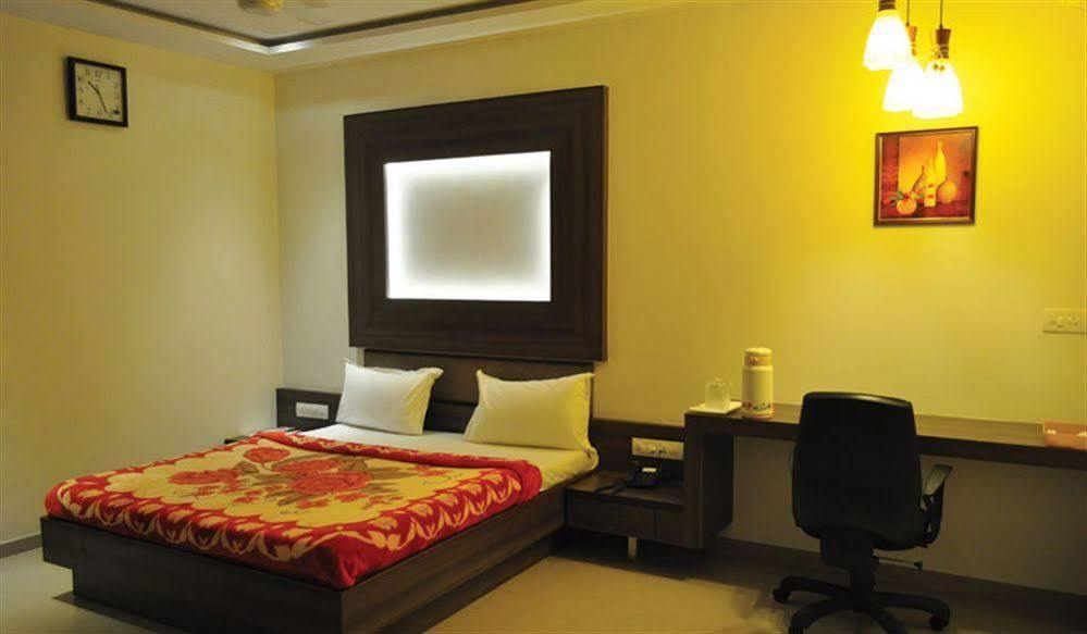 Hotel Kamran Palace 3*