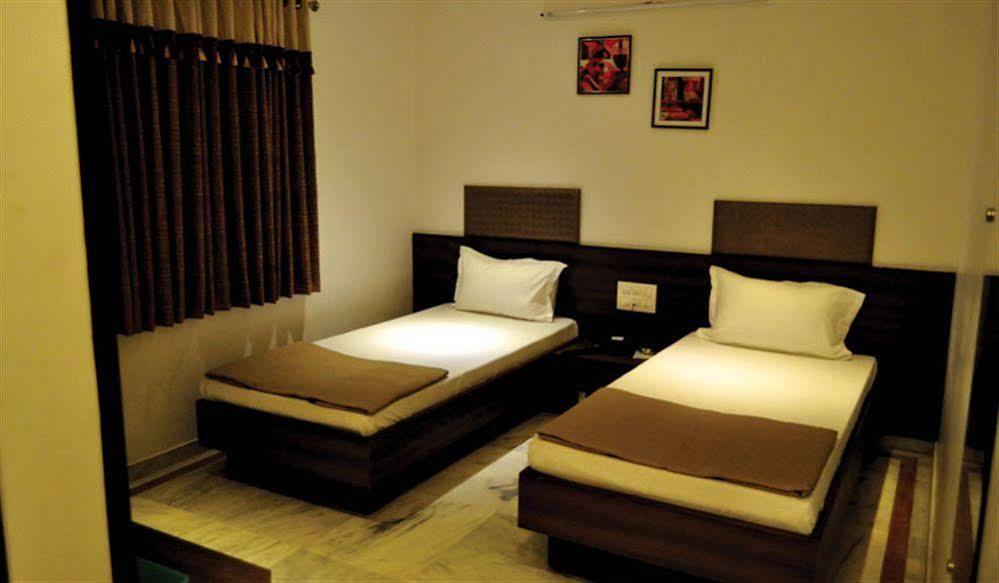 Kamran Palace Hotel 3*