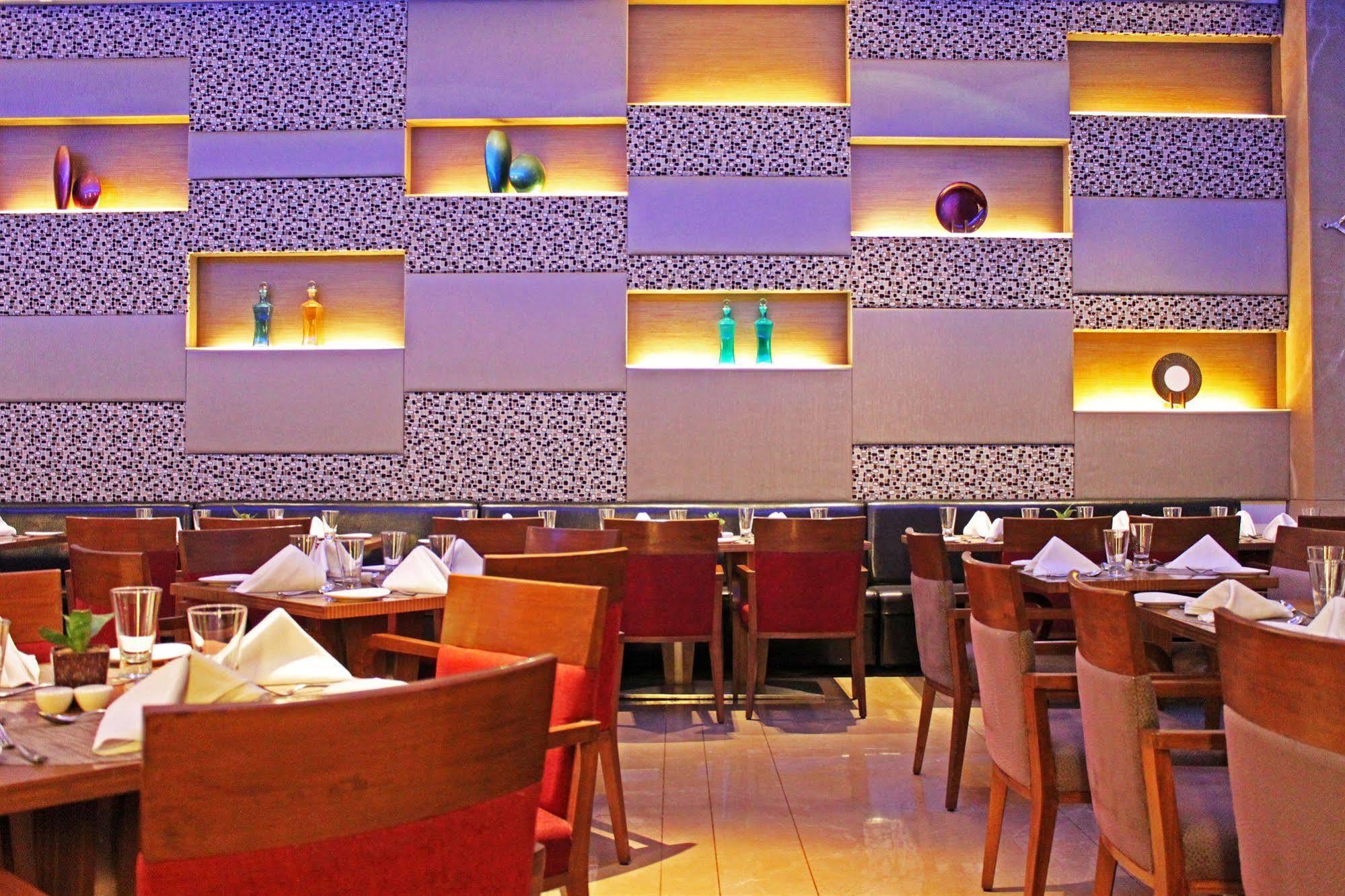 Hotel Fortune Select Sg Highway, - Member Itc Hotels' Group