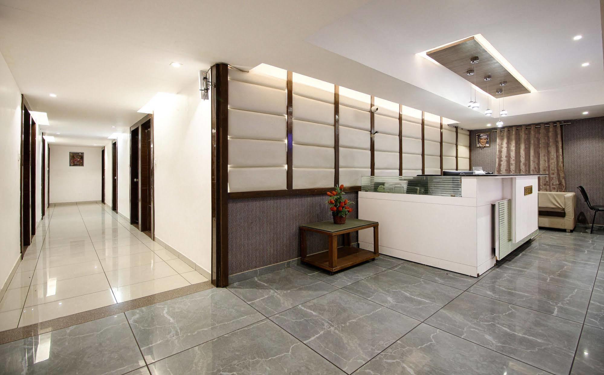 Salute Hotel
