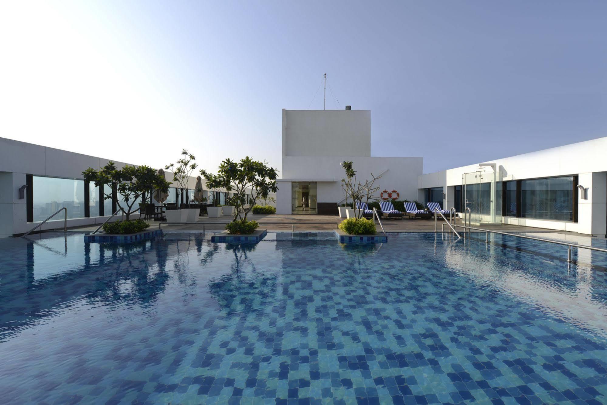 Hotel Eastin Ahmedabad