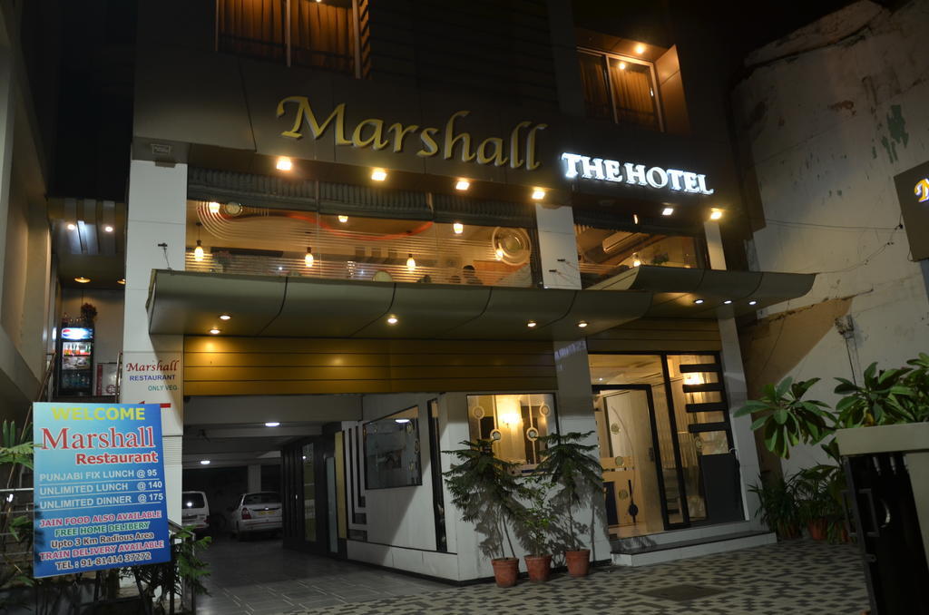 Capital O 978 Marshall The 2* Ahmedabad