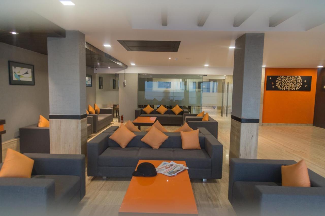 Hotel Ahmedabad, Satellite