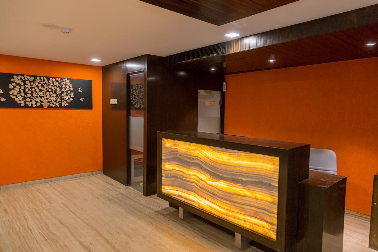 Hotel Ahmedabad, Satellite 3*
