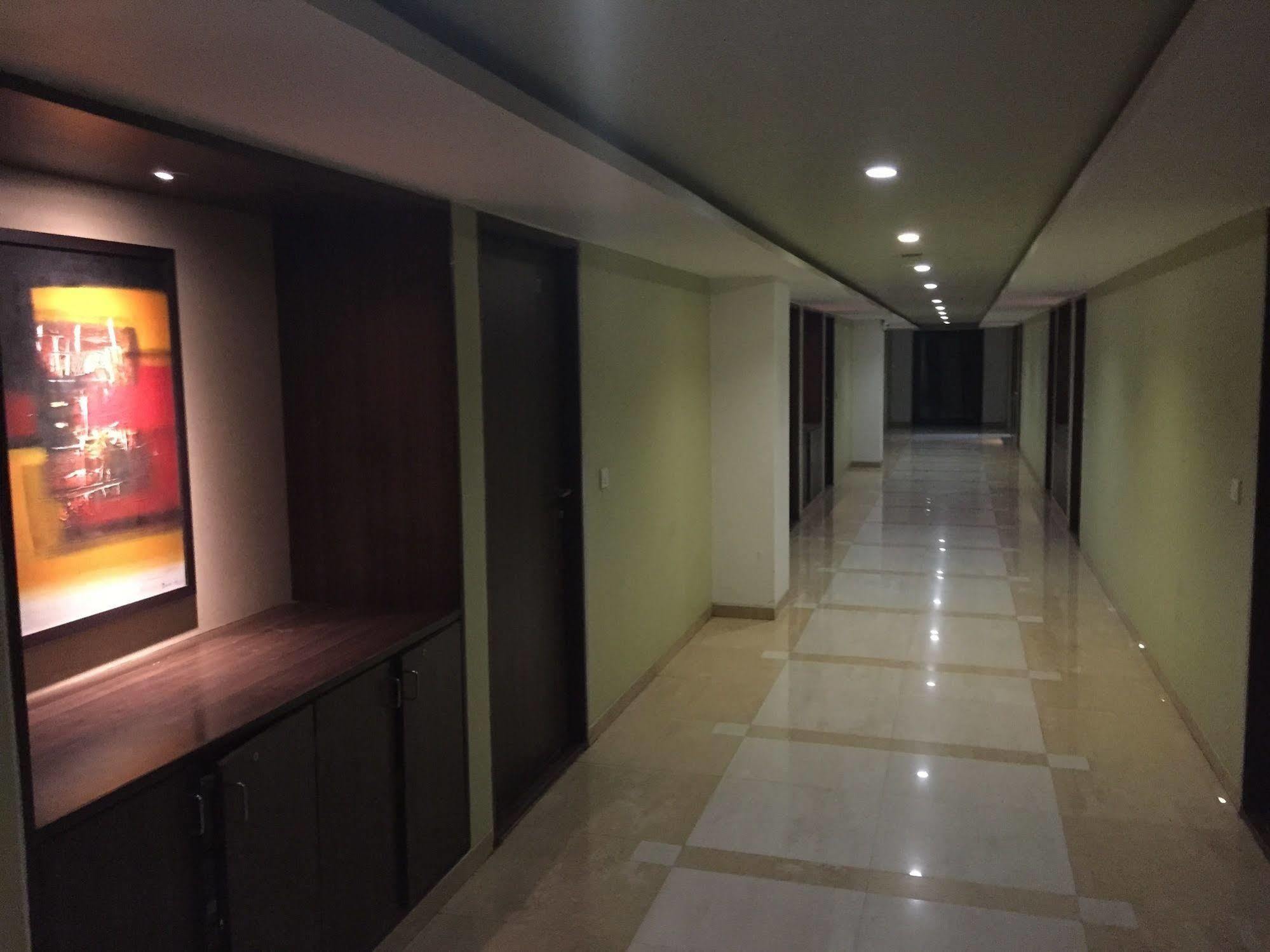 Platinum Residency Hotel 3*