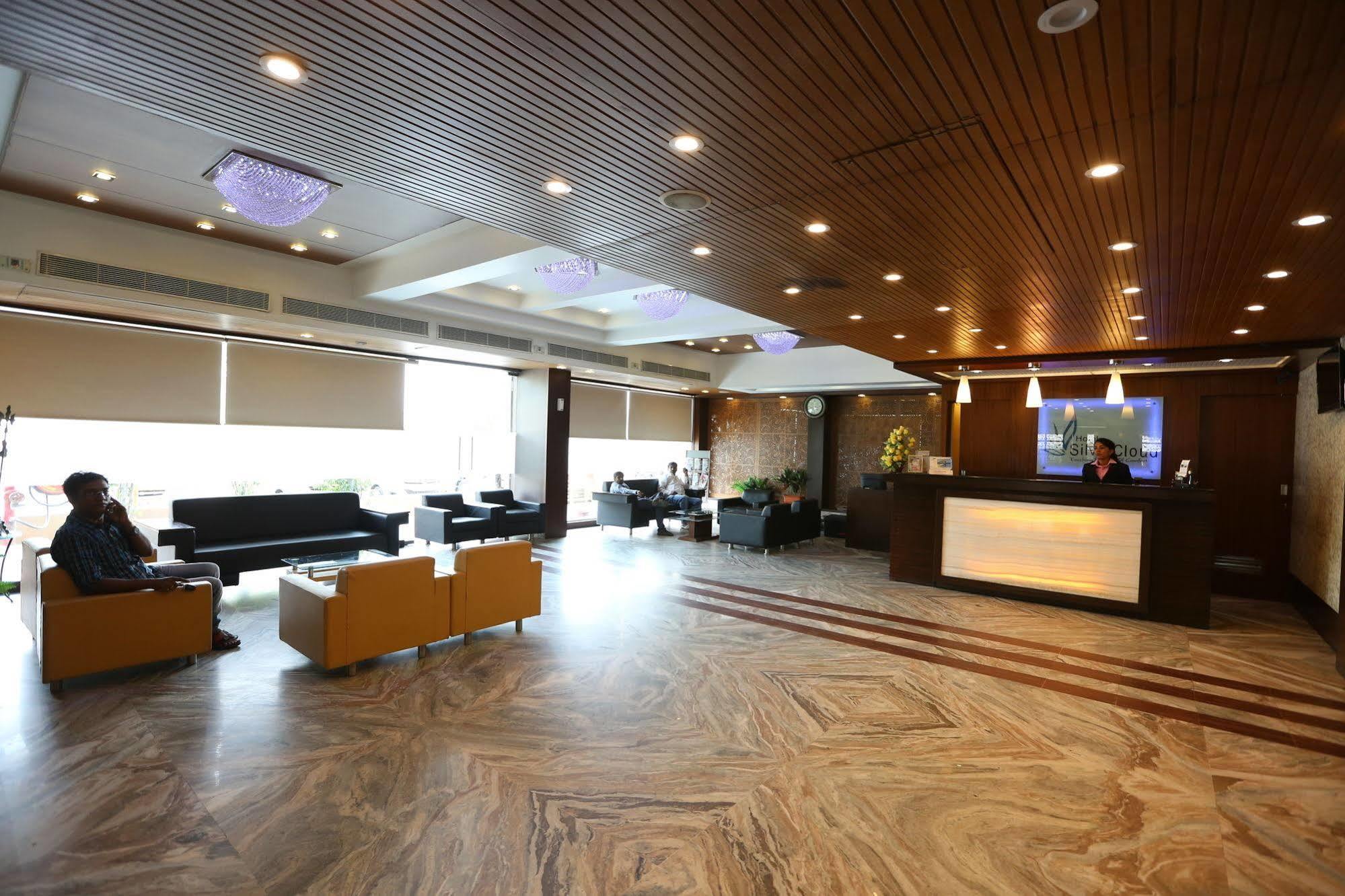 Silvercloud And Banquets Ahmedabad