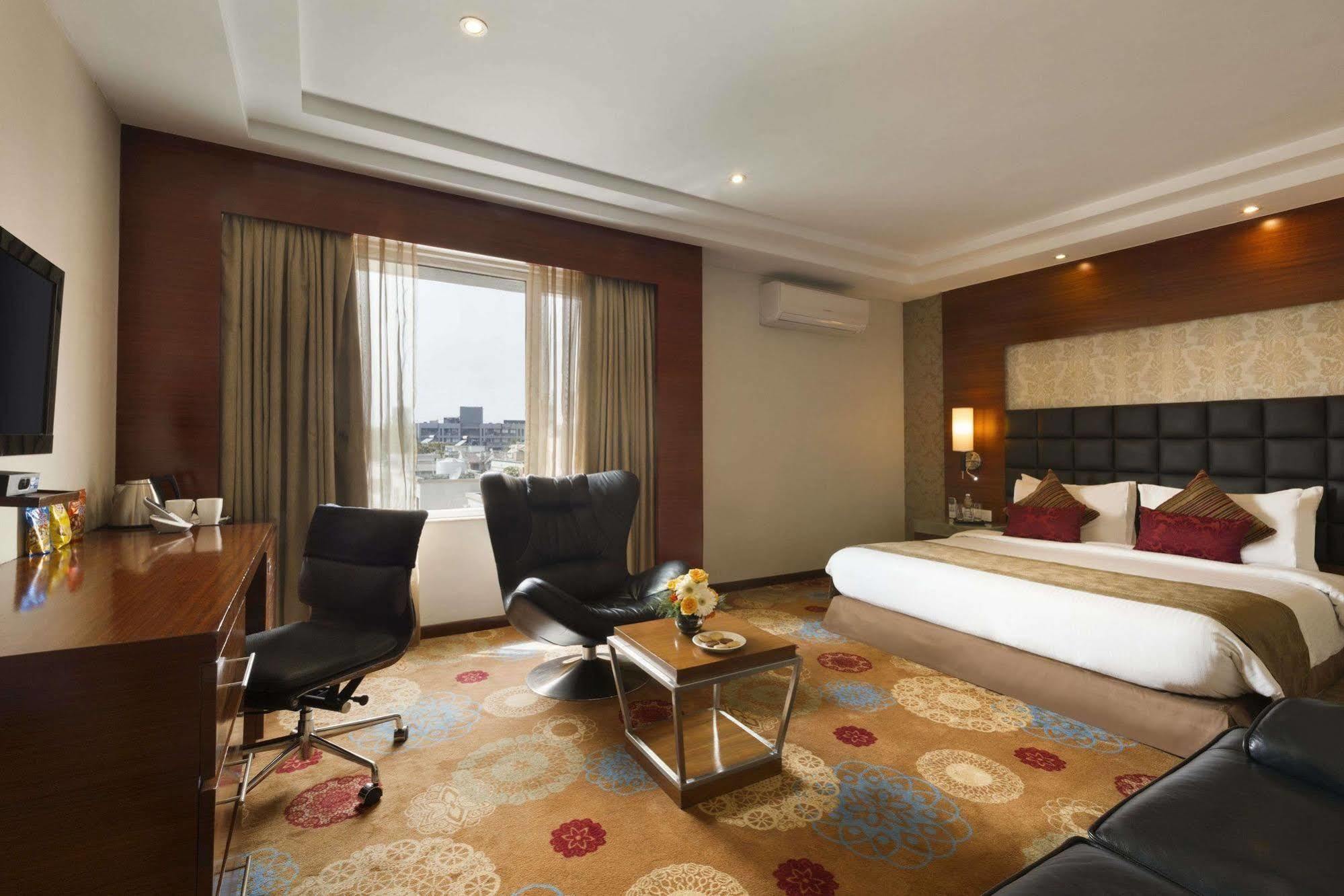 Hotel Ramada Ahmedabad