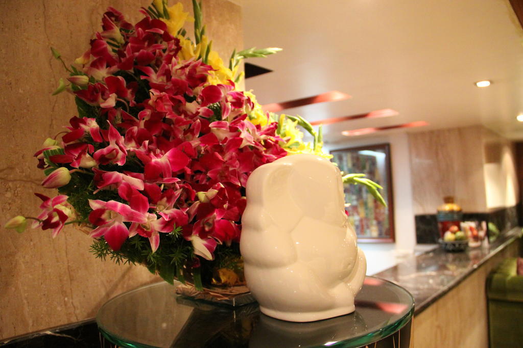Tulip Inn, 3*