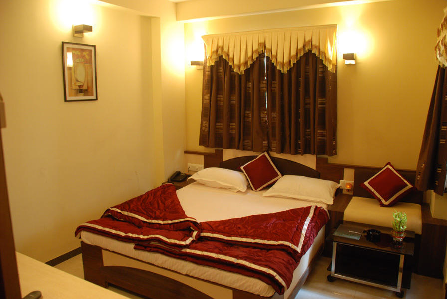 Hotel Capital O 978 Marshall The Ahmedabad