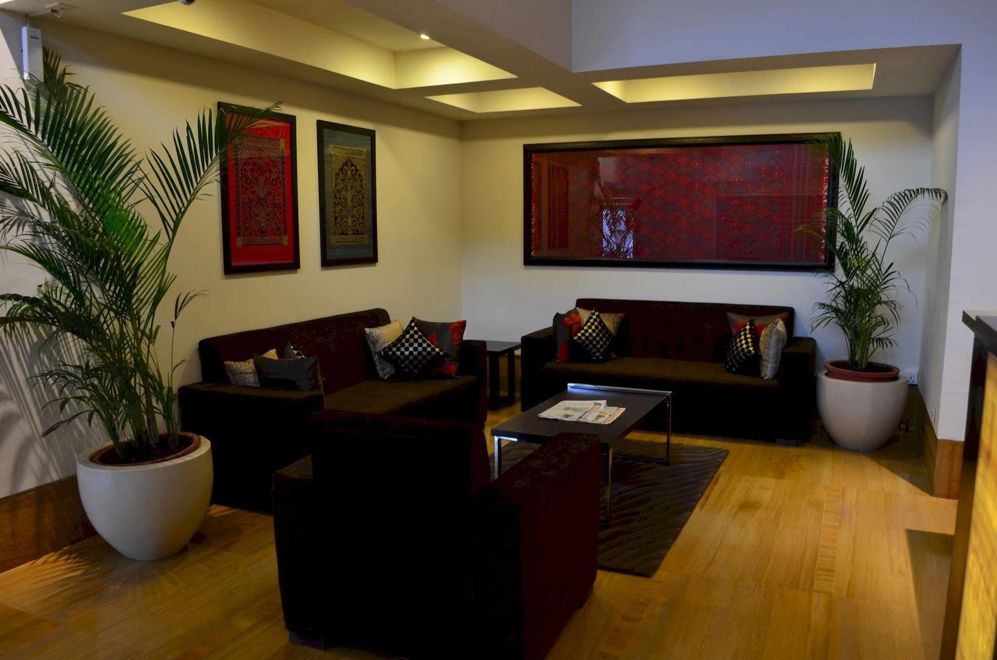 Hotel The Cloud Ahmedabad