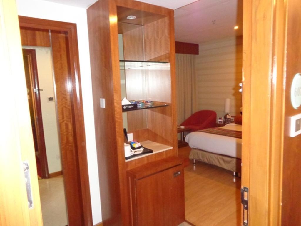 Ramada Hotel Ahmedabad
