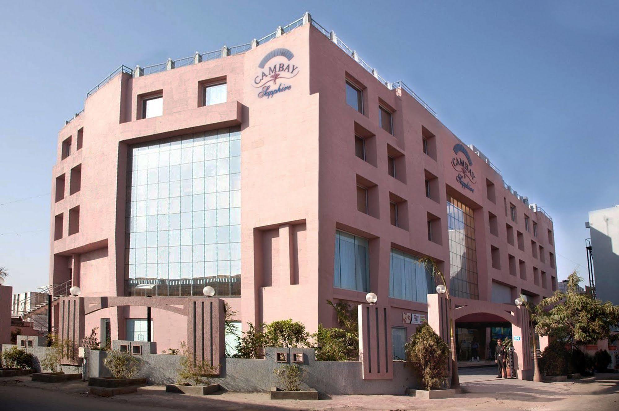 Hotel Fabhotel Cambay Sapphire 3*