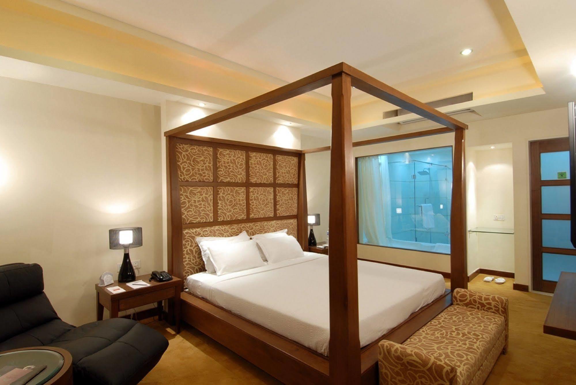 Hotel Fabhotel Cambay Sapphire 3*