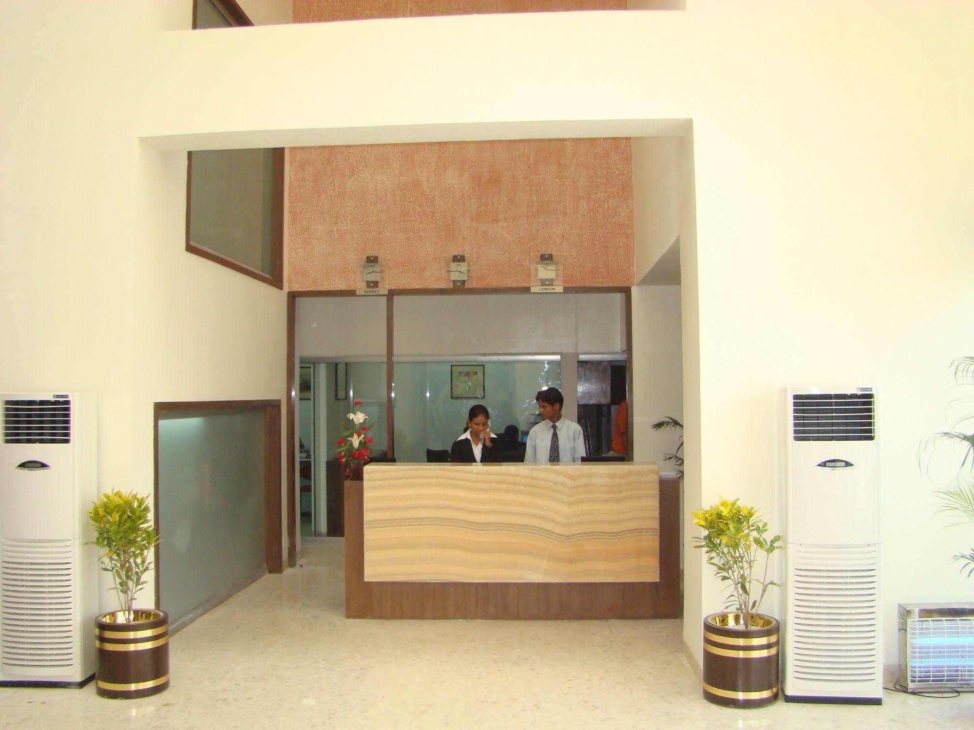 Fabhotel Cambay Sapphire Hotel