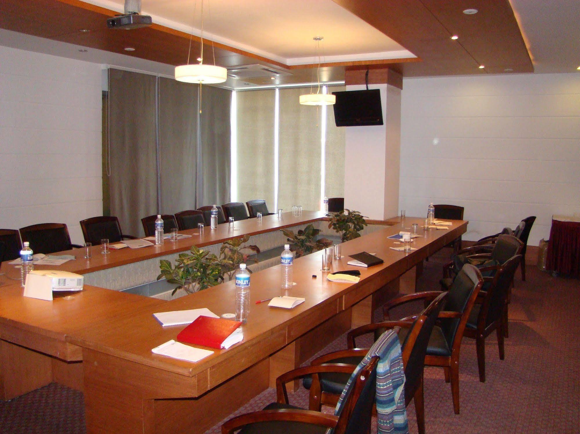 Hotel Fabhotel Cambay Sapphire 3*