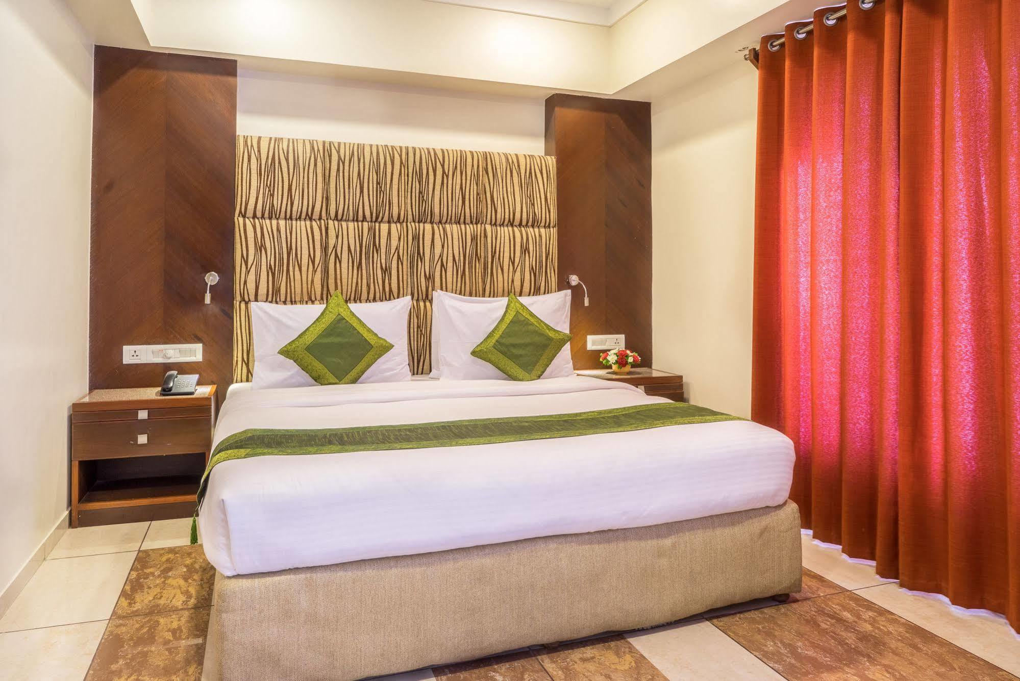Hotel Treebo Ambassador 3*